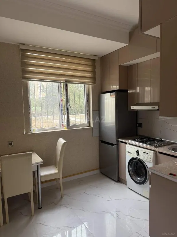 Kirayə verilir 2 otaqlı mənzil 70 m²