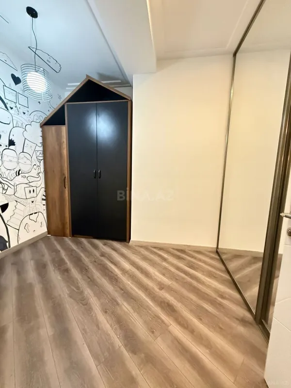 Kirayə verilir 3 otaqlı mənzil 110 m²