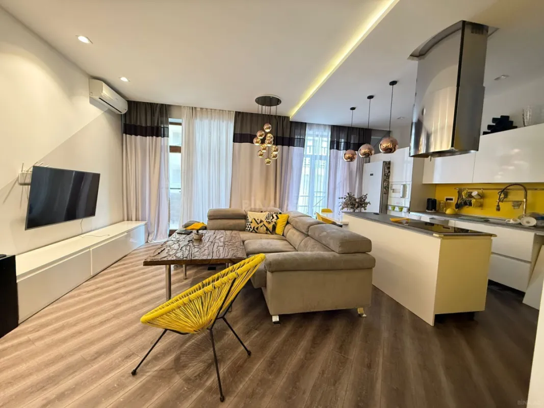 Kirayə verilir 3 otaqlı mənzil 110 m²