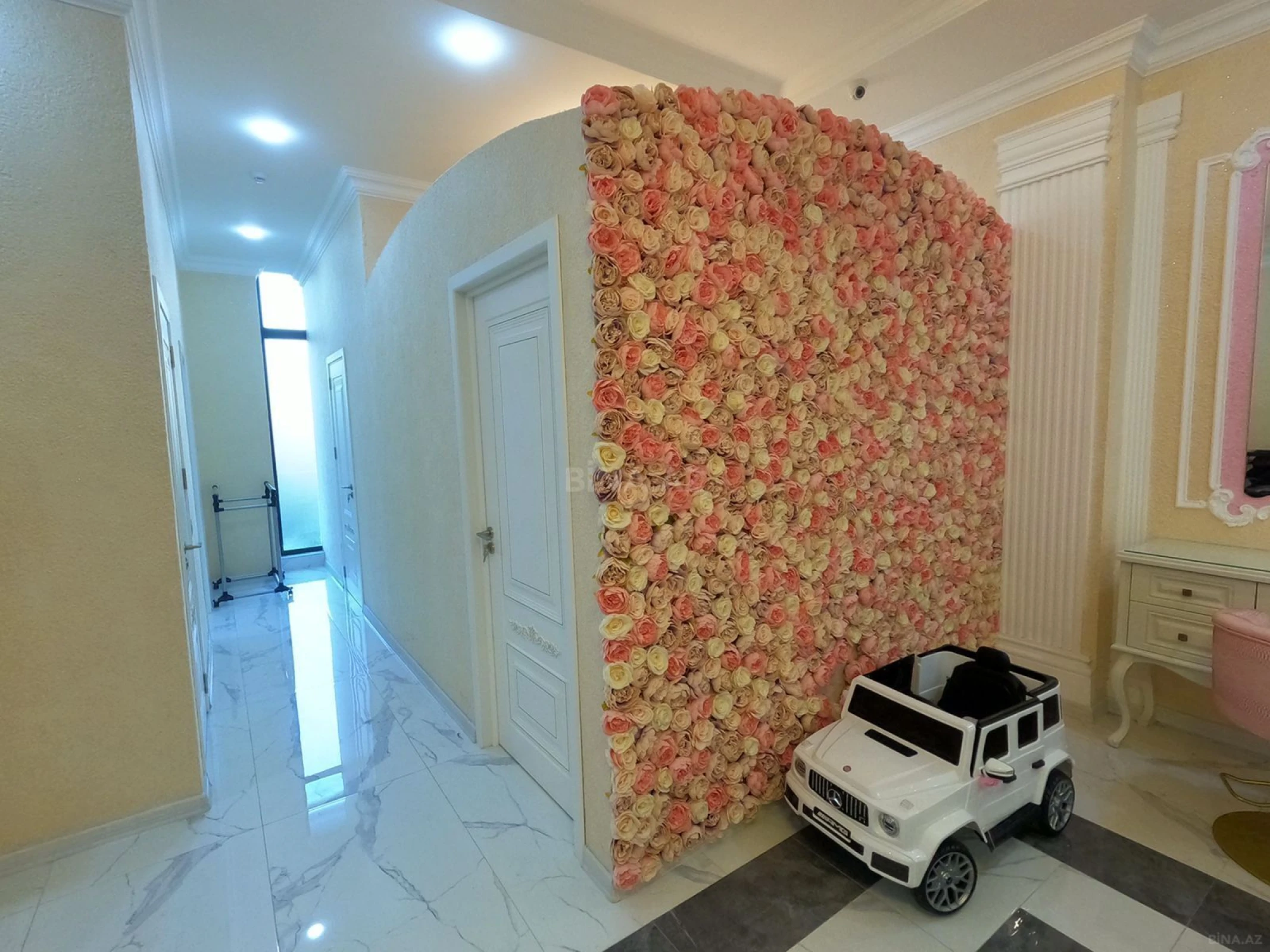 Satılır obyekt 115 m²