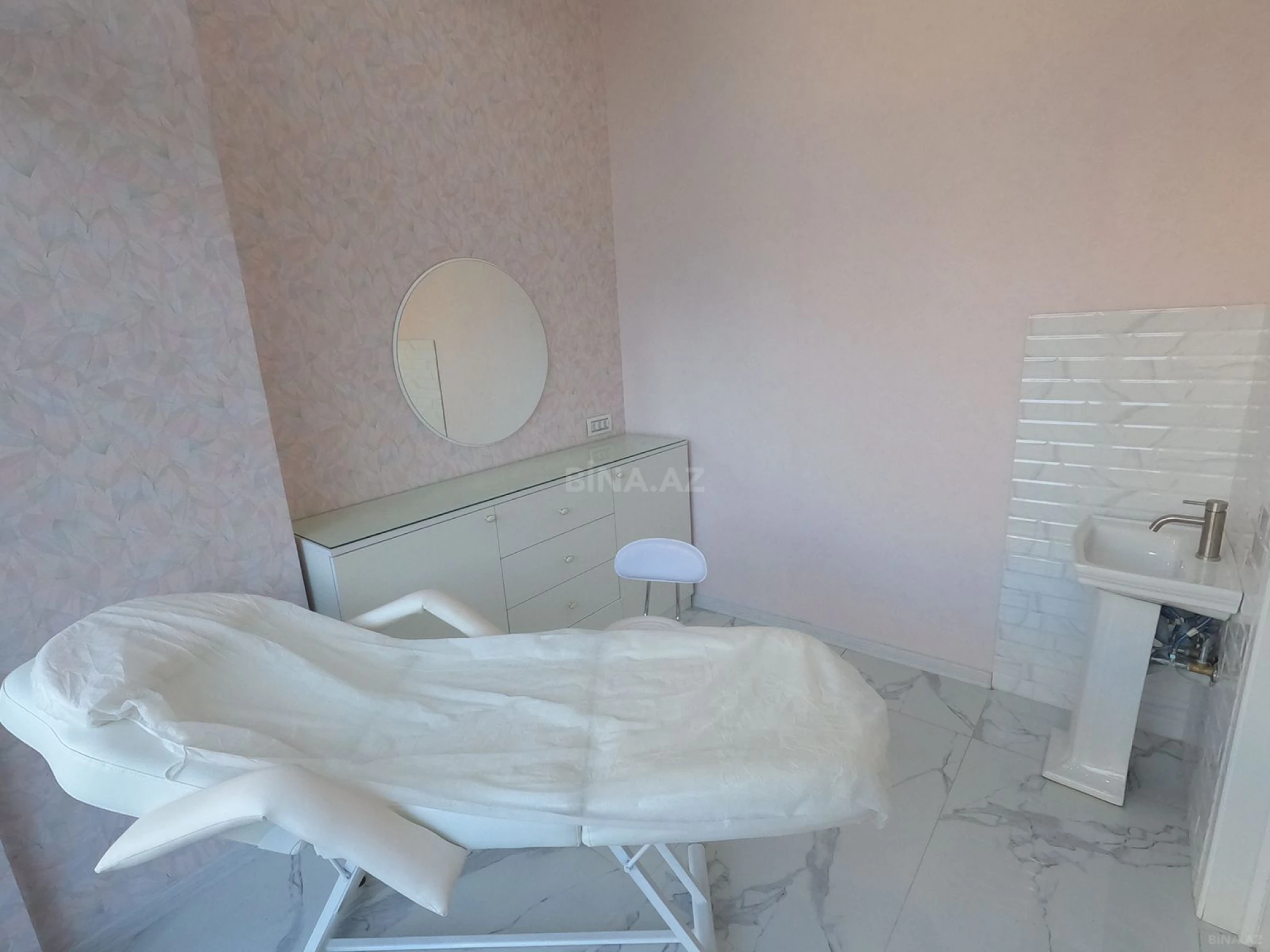 Satılır obyekt 115 m²