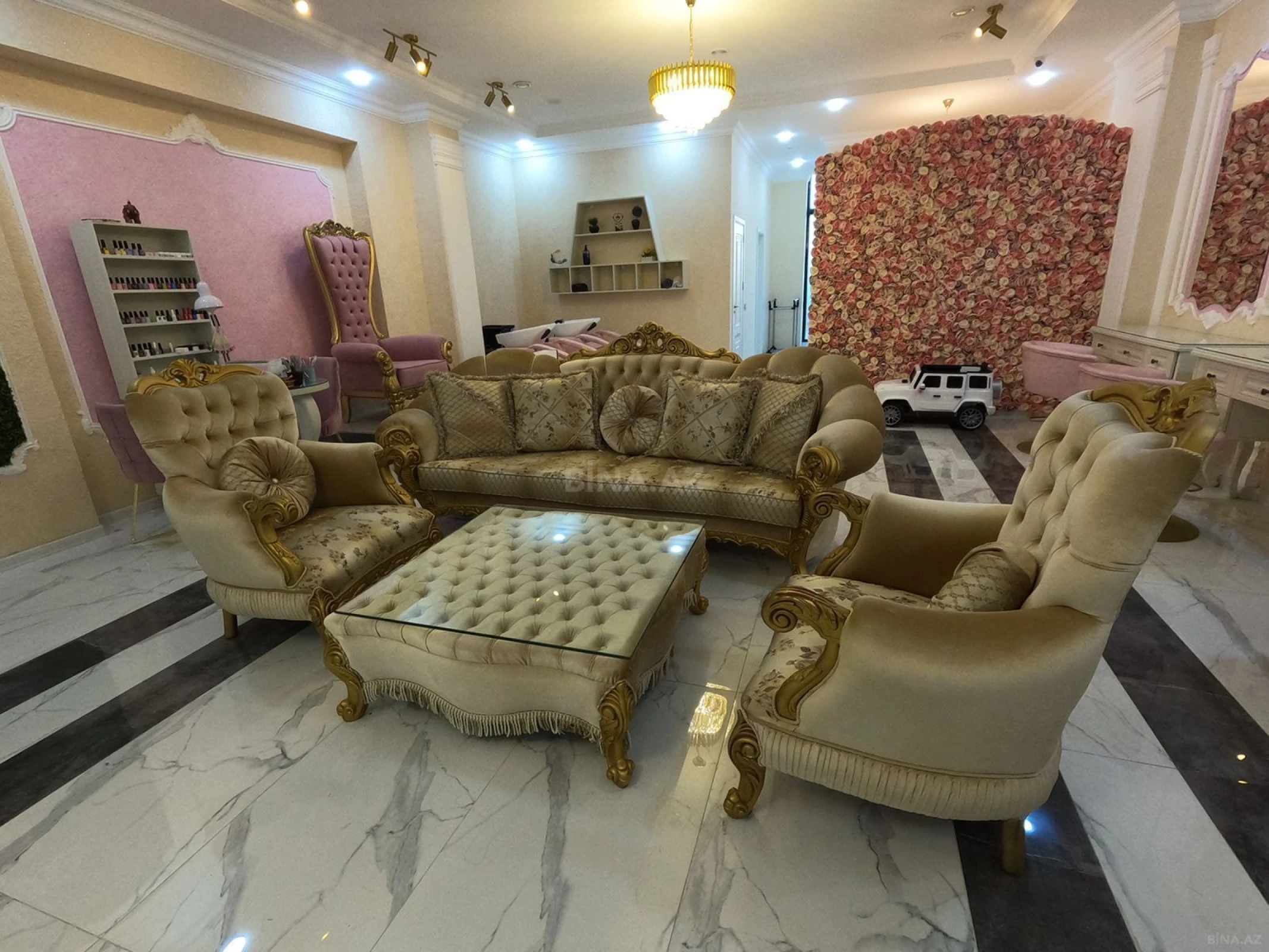 Satılır obyekt 115 m²