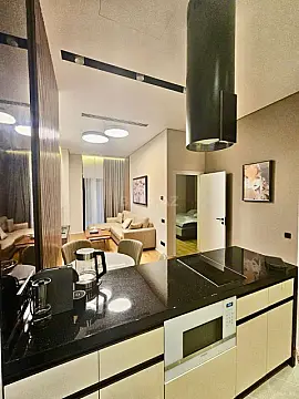 Satılır 2 otaqlı mənzil 84 m²