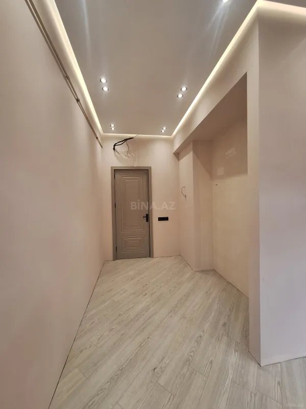 Satılır 2 otaqlı mənzil 70 m²