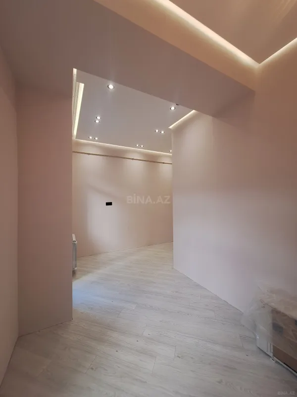 Satılır 2 otaqlı mənzil 70 m²