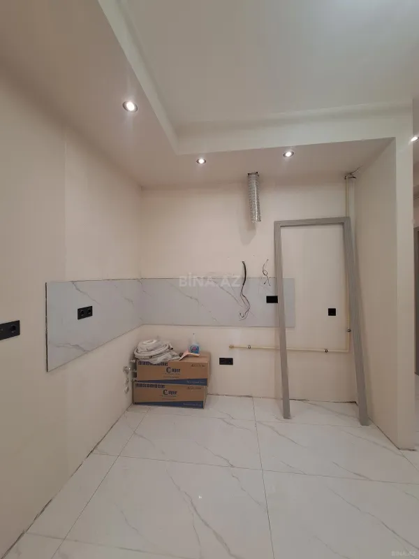 Satılır 2 otaqlı mənzil 70 m²
