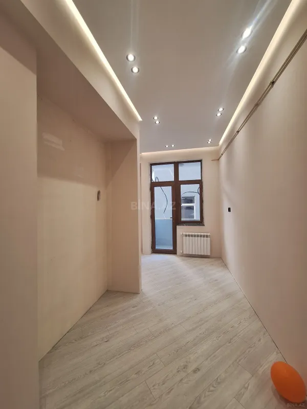 Satılır 2 otaqlı mənzil 70 m²