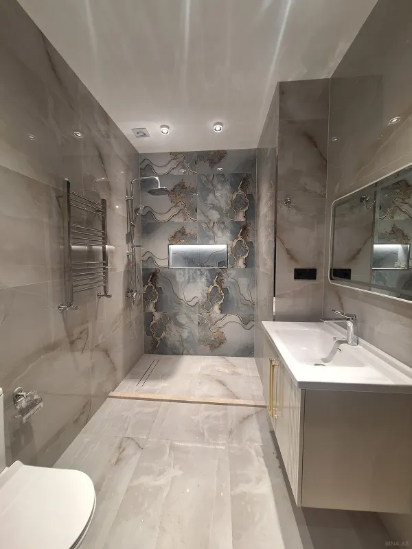 Satılır 2 otaqlı mənzil 70 m²