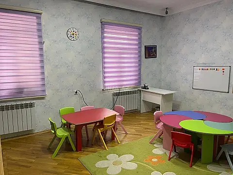 Kirayə verilir obyekt 270 m²