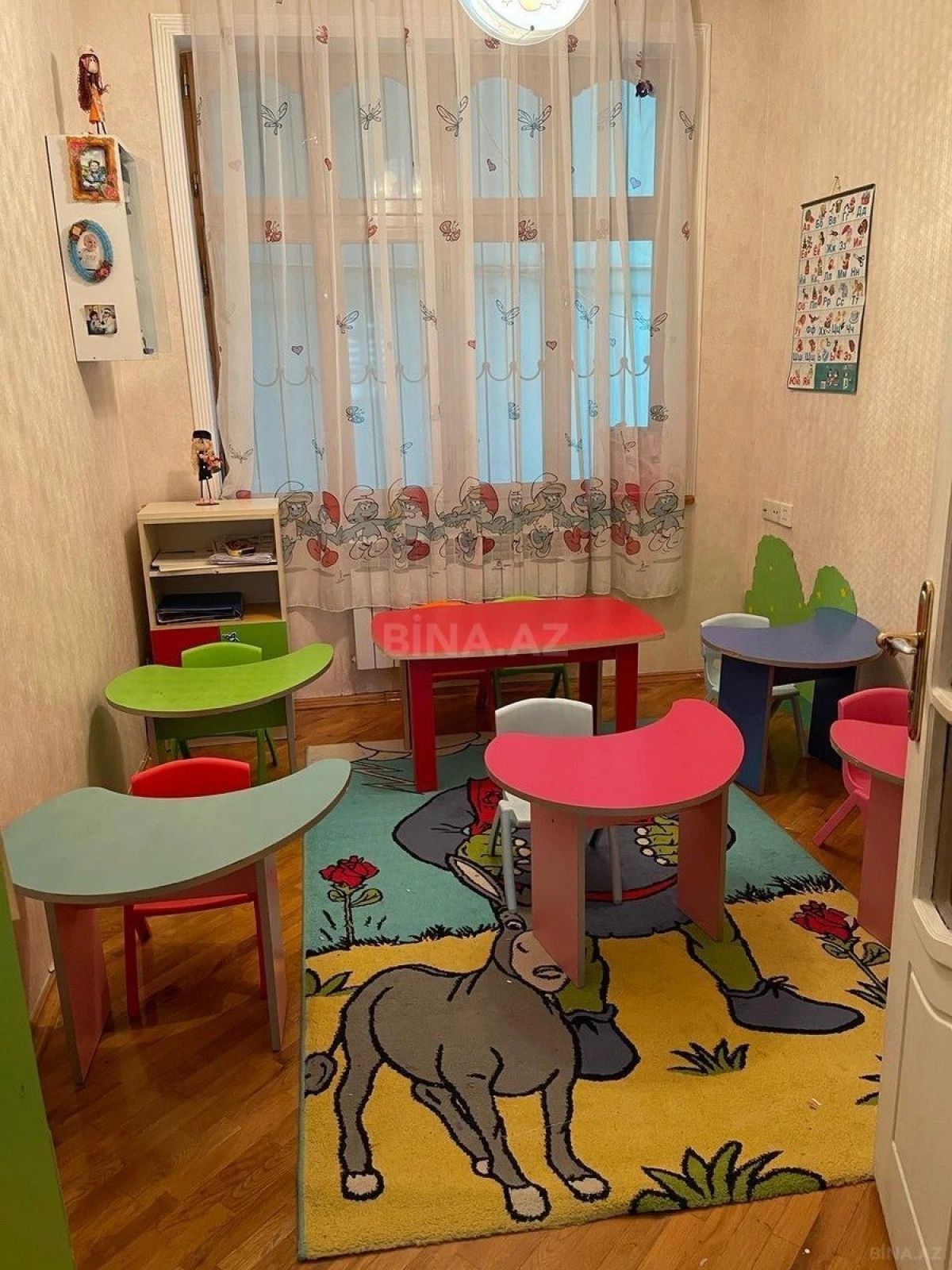 Kirayə verilir obyekt 270 m²