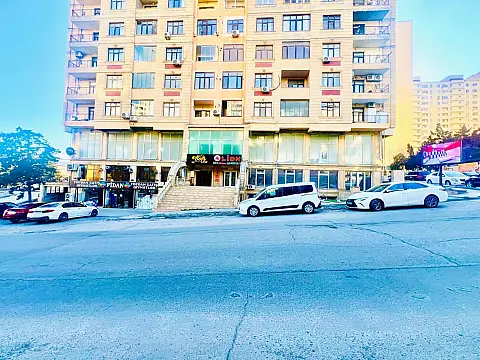 Kirayə verilir obyekt 300 m² — Bakı, Memar Əcəmi yanı 300.00 m²