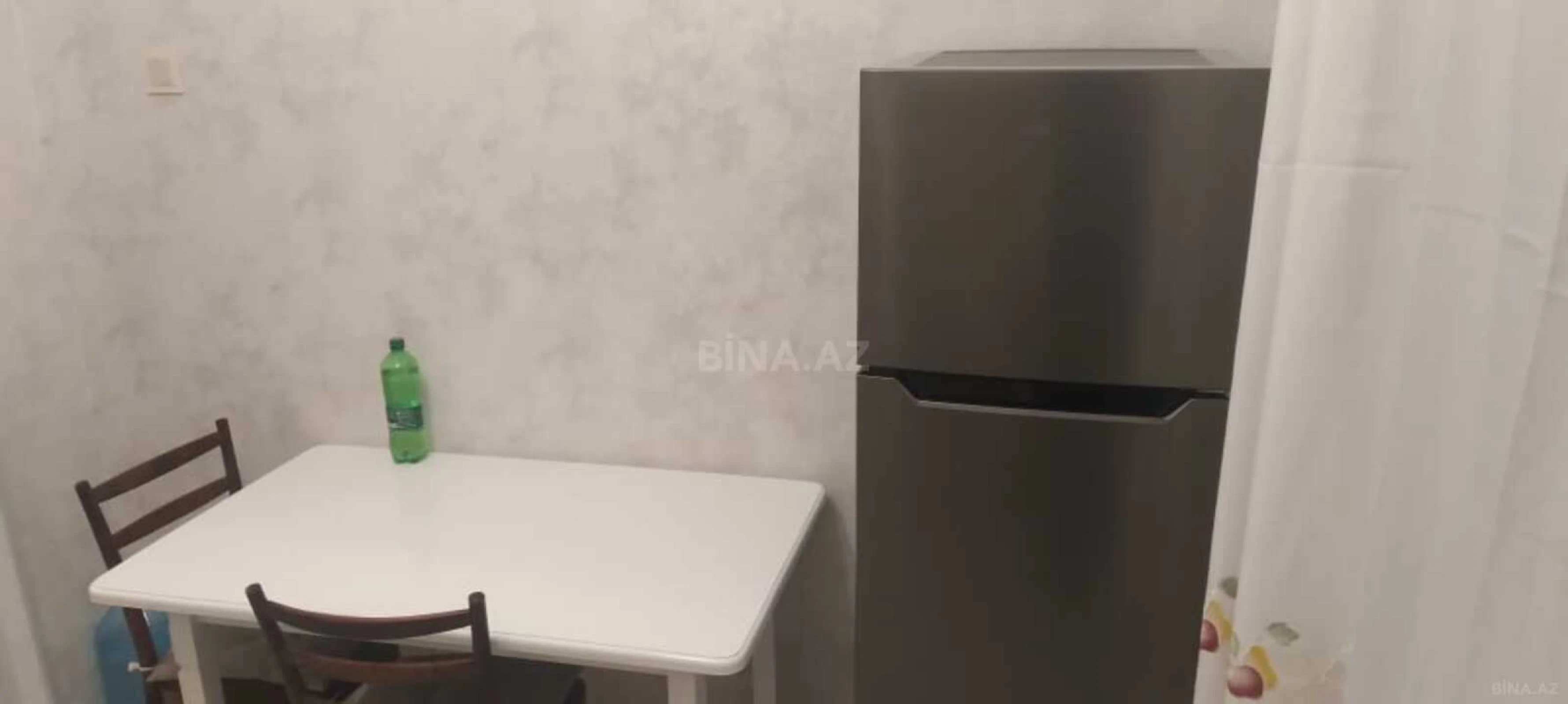 Kirayə verilir 2 otaqlı mənzil 65 m²
