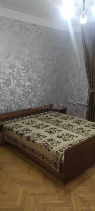 Kirayə verilir 2 otaqlı mənzil 65 m²