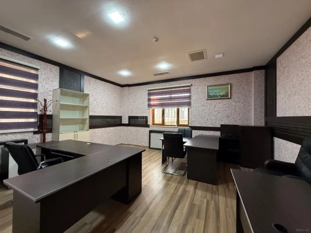 Satılır obyekt 580 m²