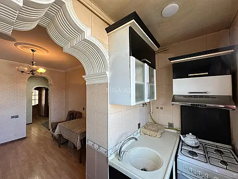 Satılır 2 otaqlı mənzil 60 m²