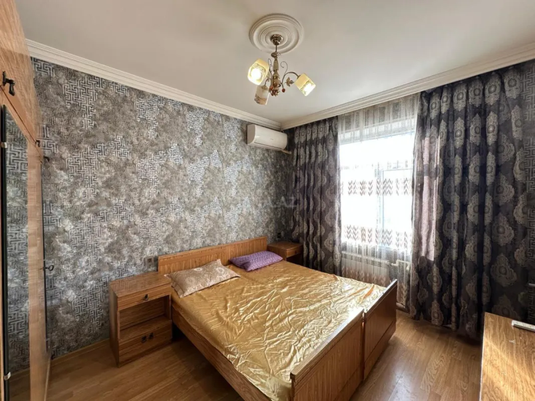 Satılır 2 otaqlı mənzil 60 m²