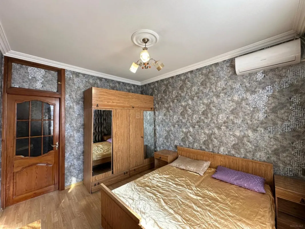 Satılır 2 otaqlı mənzil 60 m²