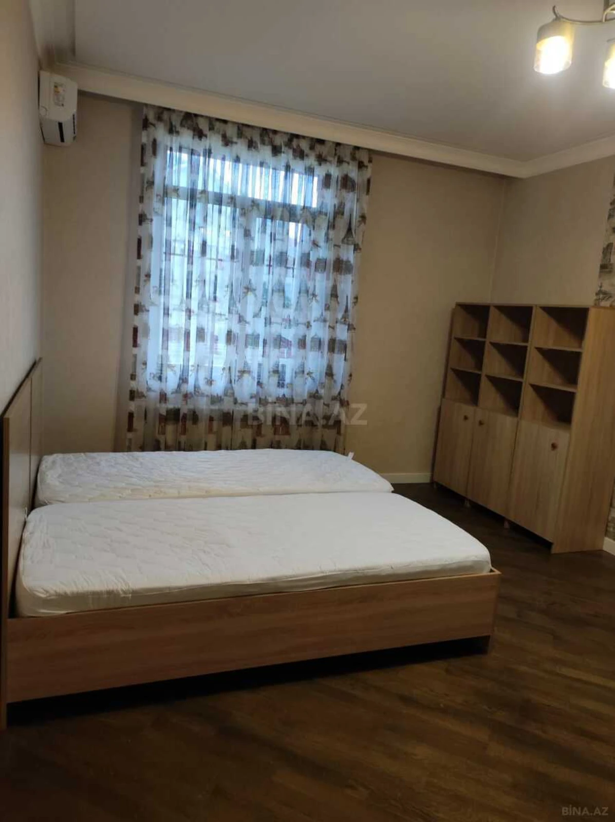 Kirayə verilir 4 otaqlı mənzil 160 m²