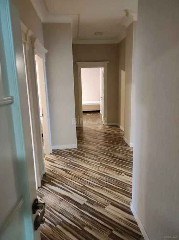 Kirayə verilir 4 otaqlı mənzil 160 m²