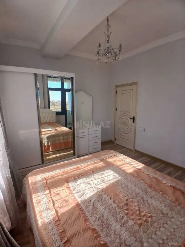 Kirayə verilir 2 otaqlı mənzil 60 m²