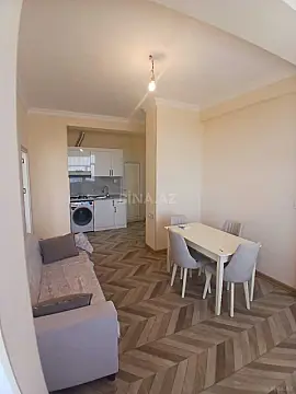 Kirayə verilir 2 otaqlı mənzil 60 m²