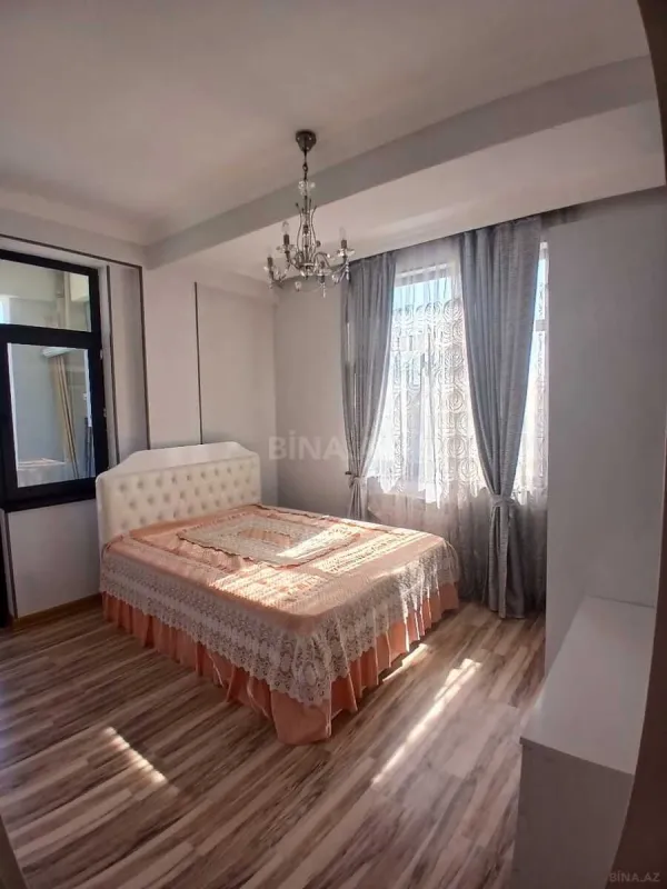 Kirayə verilir 2 otaqlı mənzil 60 m²