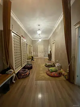 Satılır 4 otaqlı mənzil 160 m²