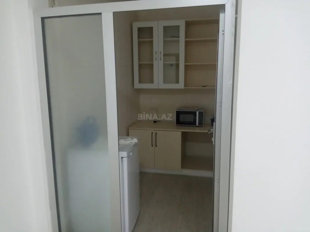 Kirayə verilir 1 otaqlı ofis 50 m²