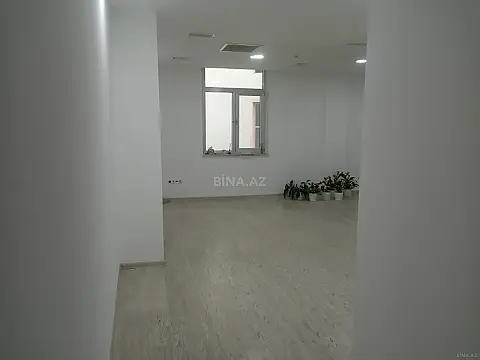 Kirayə verilir 1 otaqlı ofis 50 m²