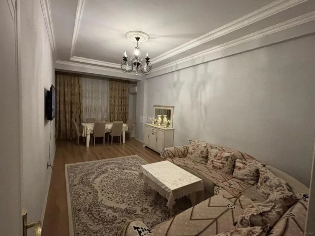 Satılır 2 otaqlı mənzil 74 m²