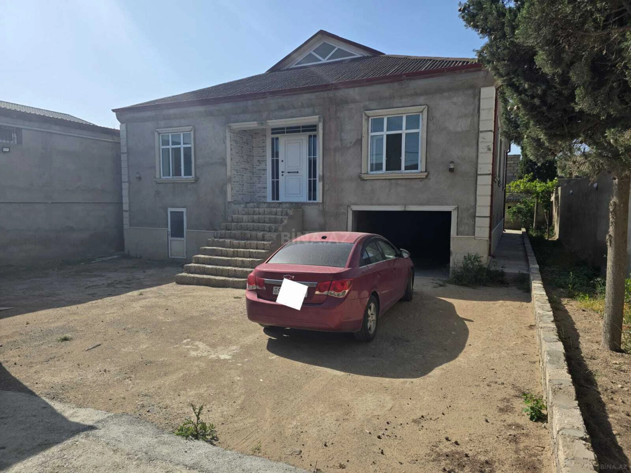 Satılır 4 otaqlı həyət evi 145 m²