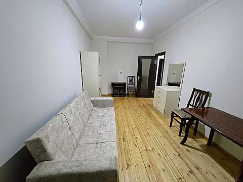 Kirayə verilir 2 otaqlı mənzil 52 m² — Bakı, Memar Əcəmi yanı 2 otaq 52.00 m²