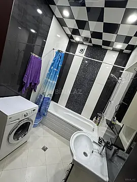 Kirayə verilir 2 otaqlı mənzil 125 m²