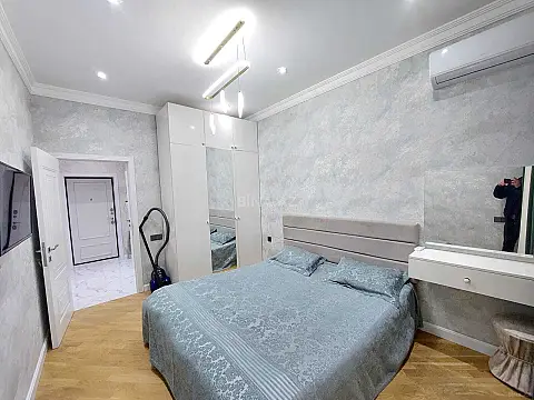 Kirayə verilir 2 otaqlı mənzil 65 m²
