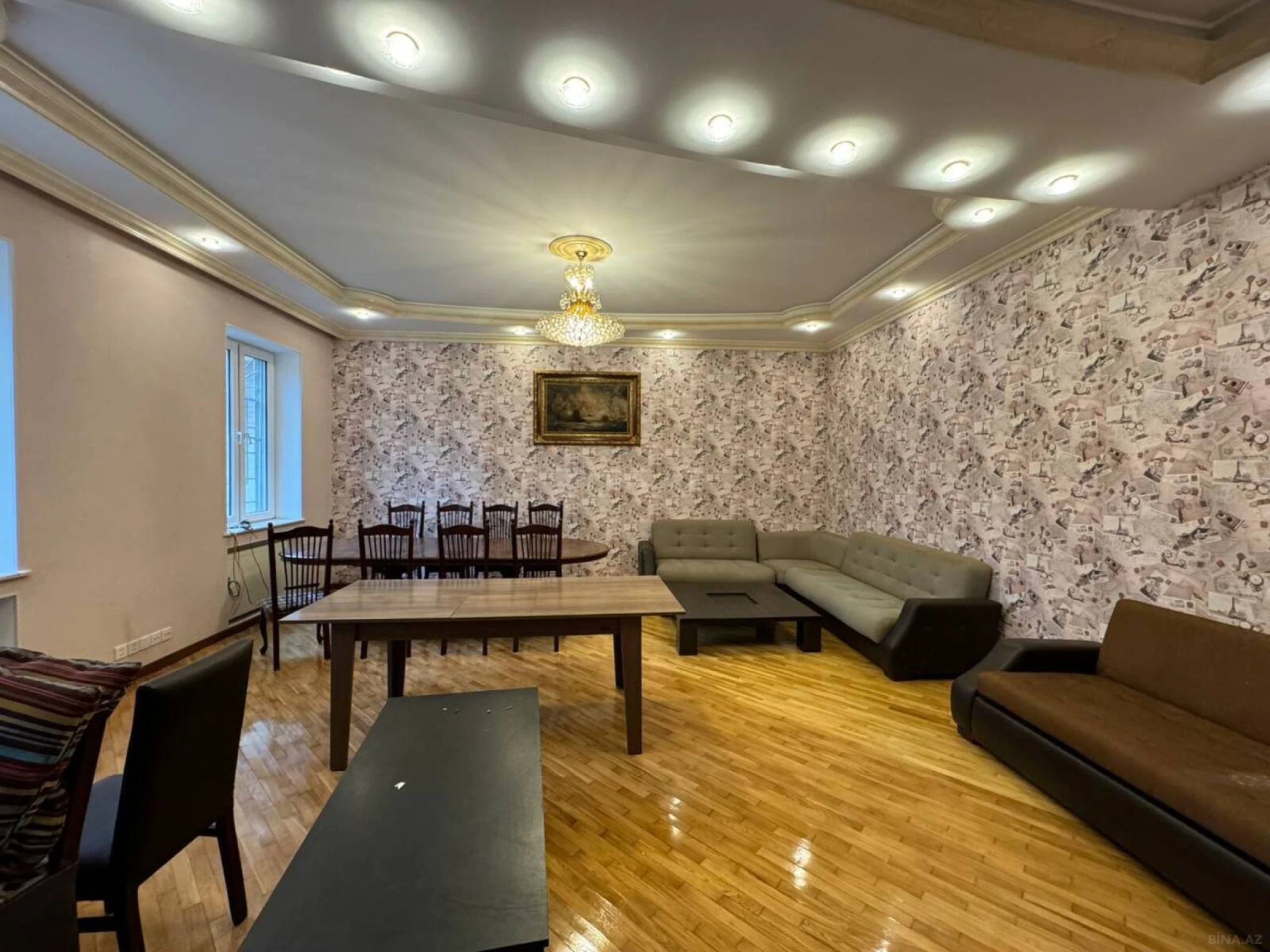 Satılır 7 otaqlı həyət evi 500 m²