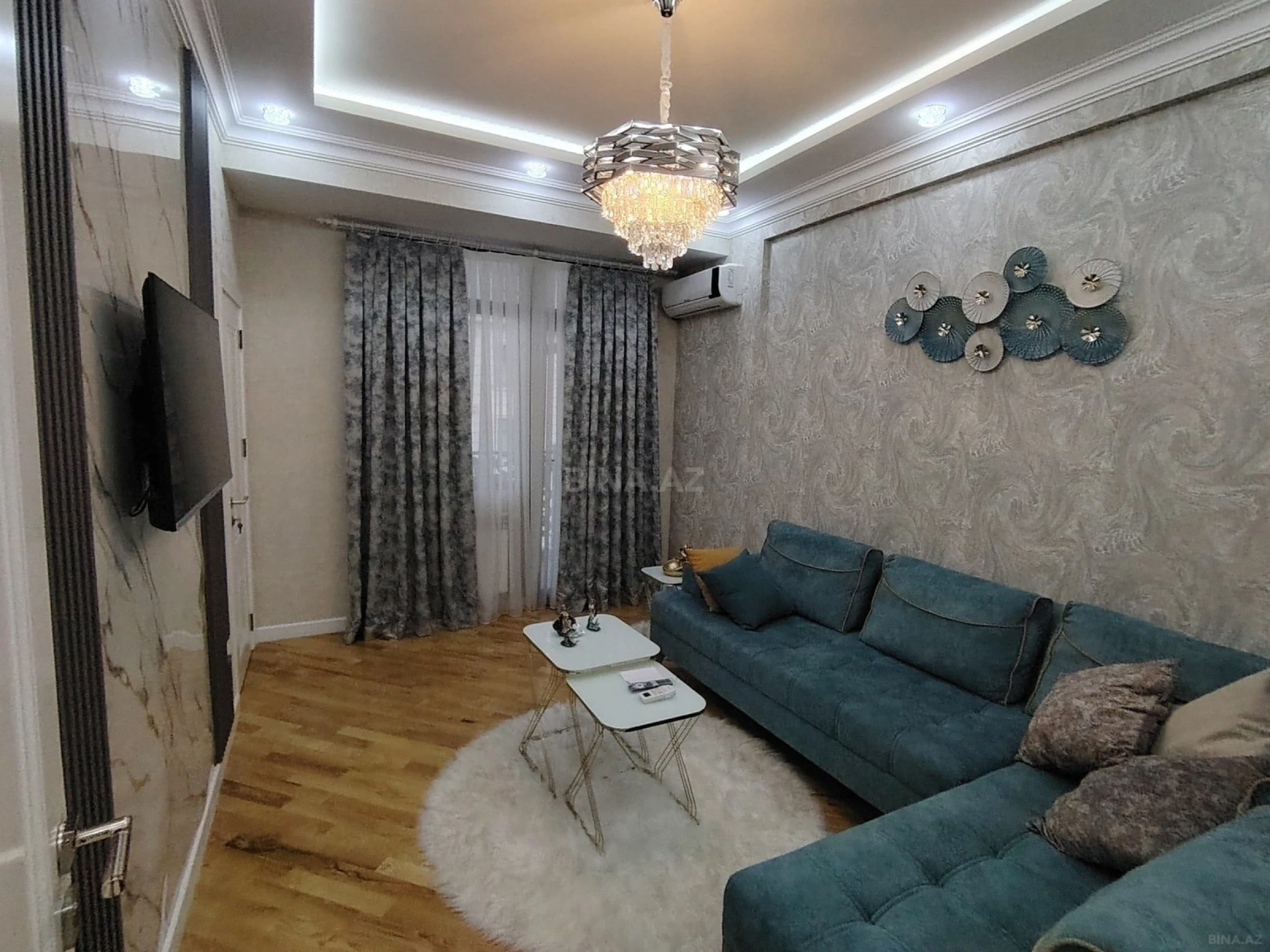 Kirayə verilir 2 otaqlı mənzil 65 m²