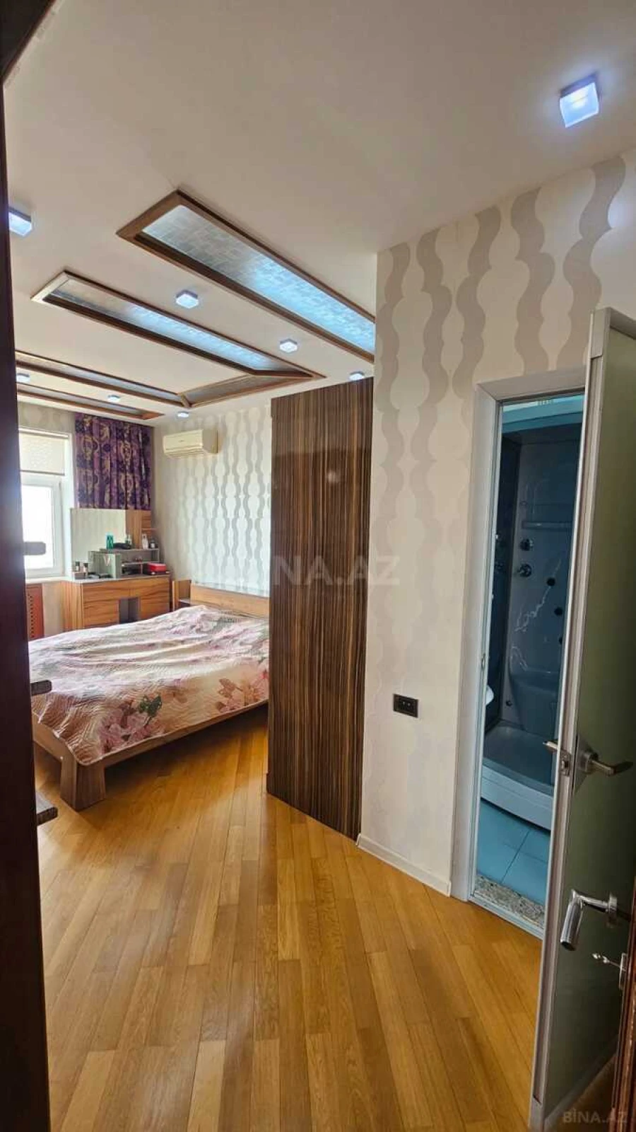 Satılır 3 otaqlı mənzil 120 m²
