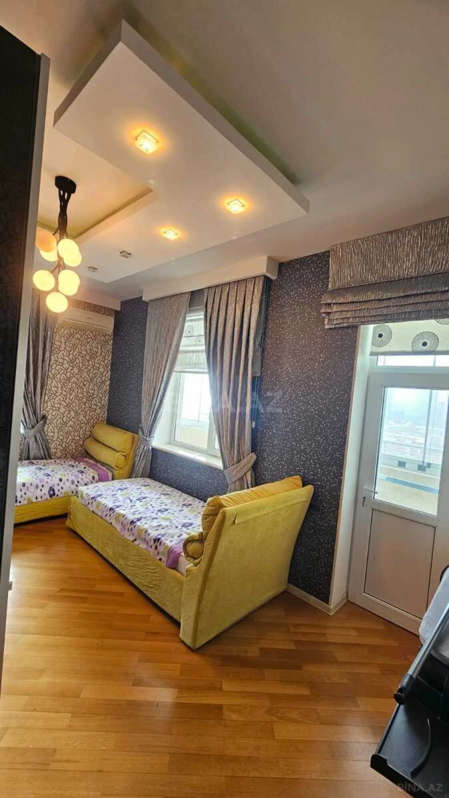 Satılır 3 otaqlı mənzil 120 m²