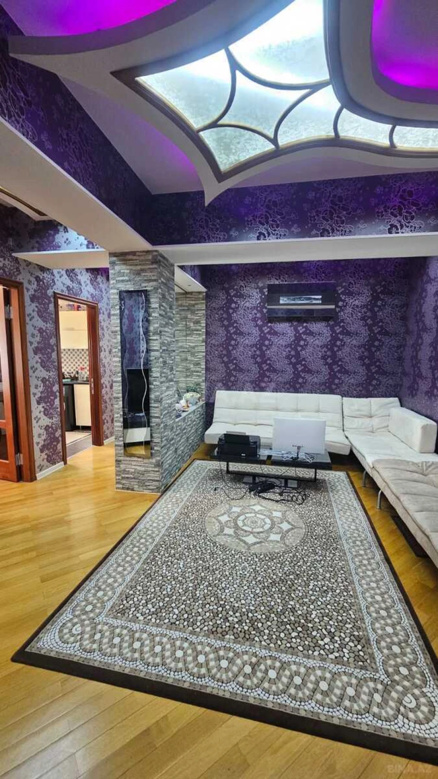 Satılır 3 otaqlı mənzil 120 m²