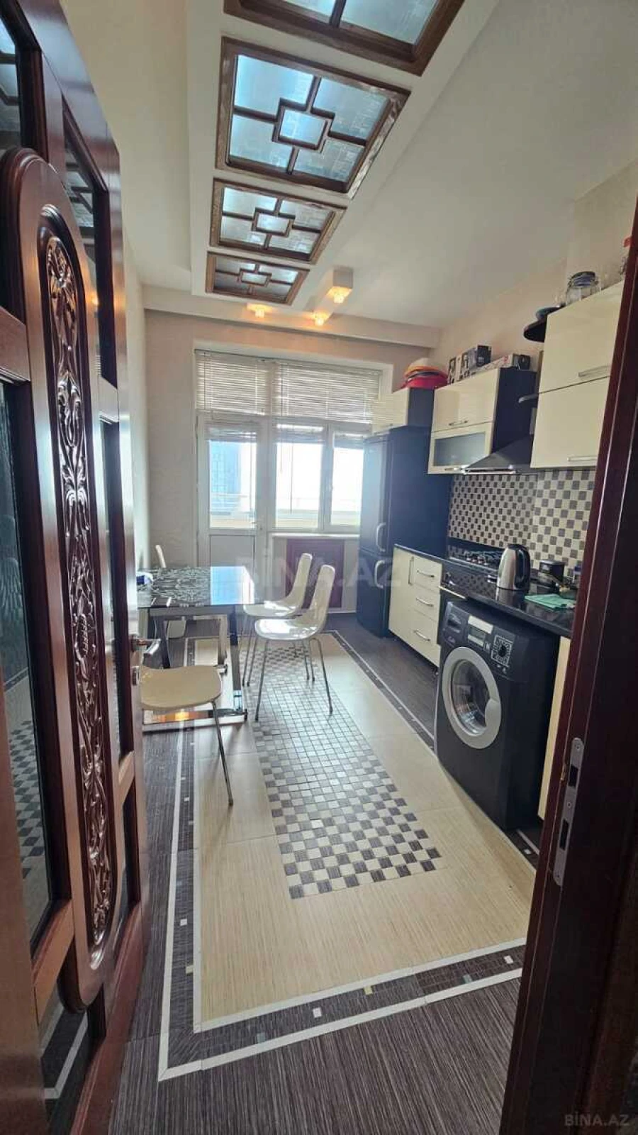 Satılır 3 otaqlı mənzil 120 m²
