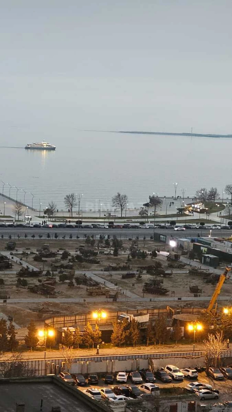 Satılır 3 otaqlı mənzil 120 m²