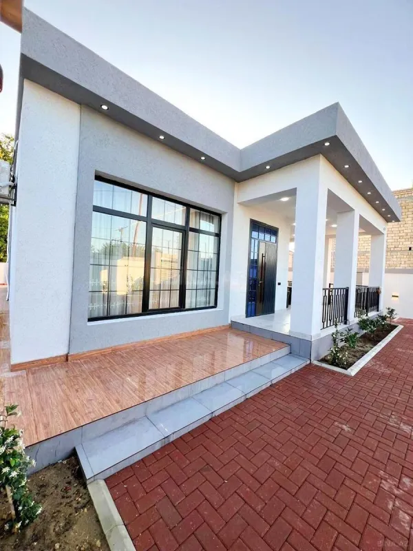 Satılır 4 otaqlı həyət evi 205 m²