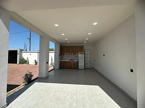 Satılır 4 otaqlı həyət evi 205 m²