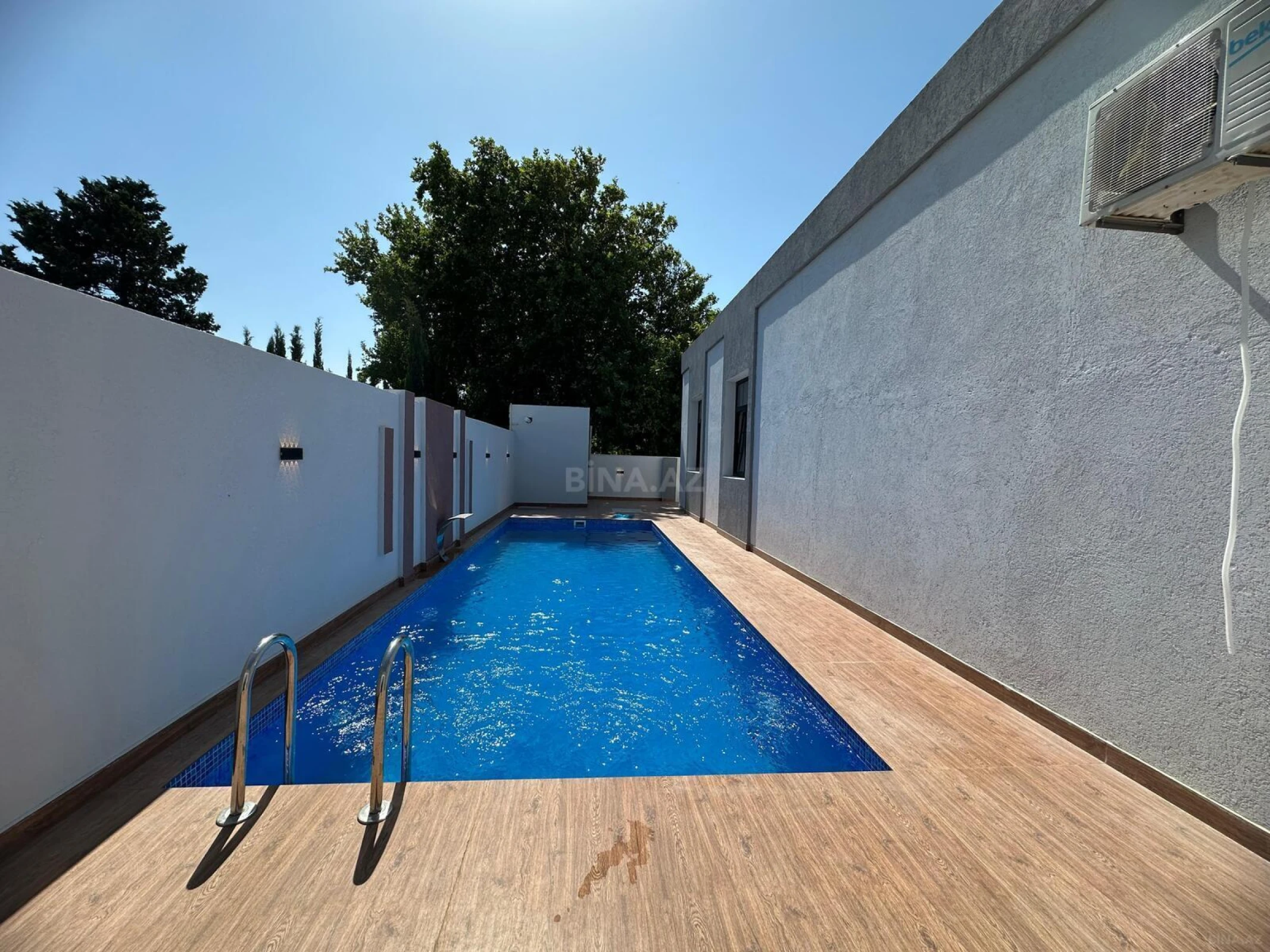 Satılır 4 otaqlı həyət evi 205 m²