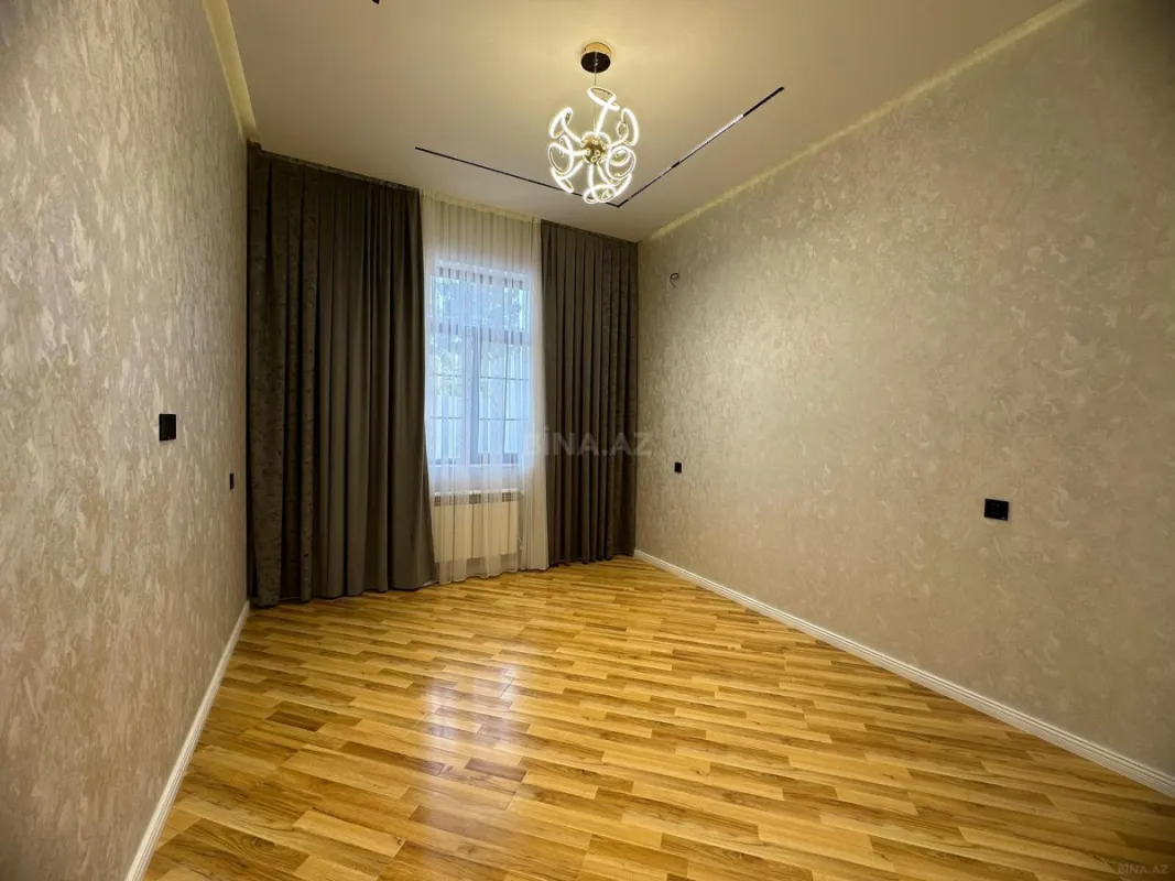 Satılır 4 otaqlı həyət evi 205 m²