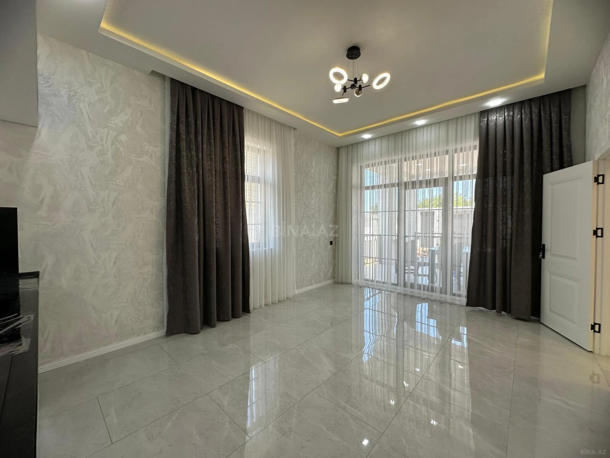 Satılır 4 otaqlı həyət evi 205 m²
