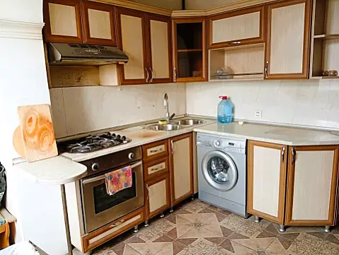 Kirayə verilir 3 otaqlı mənzil 70 m²
