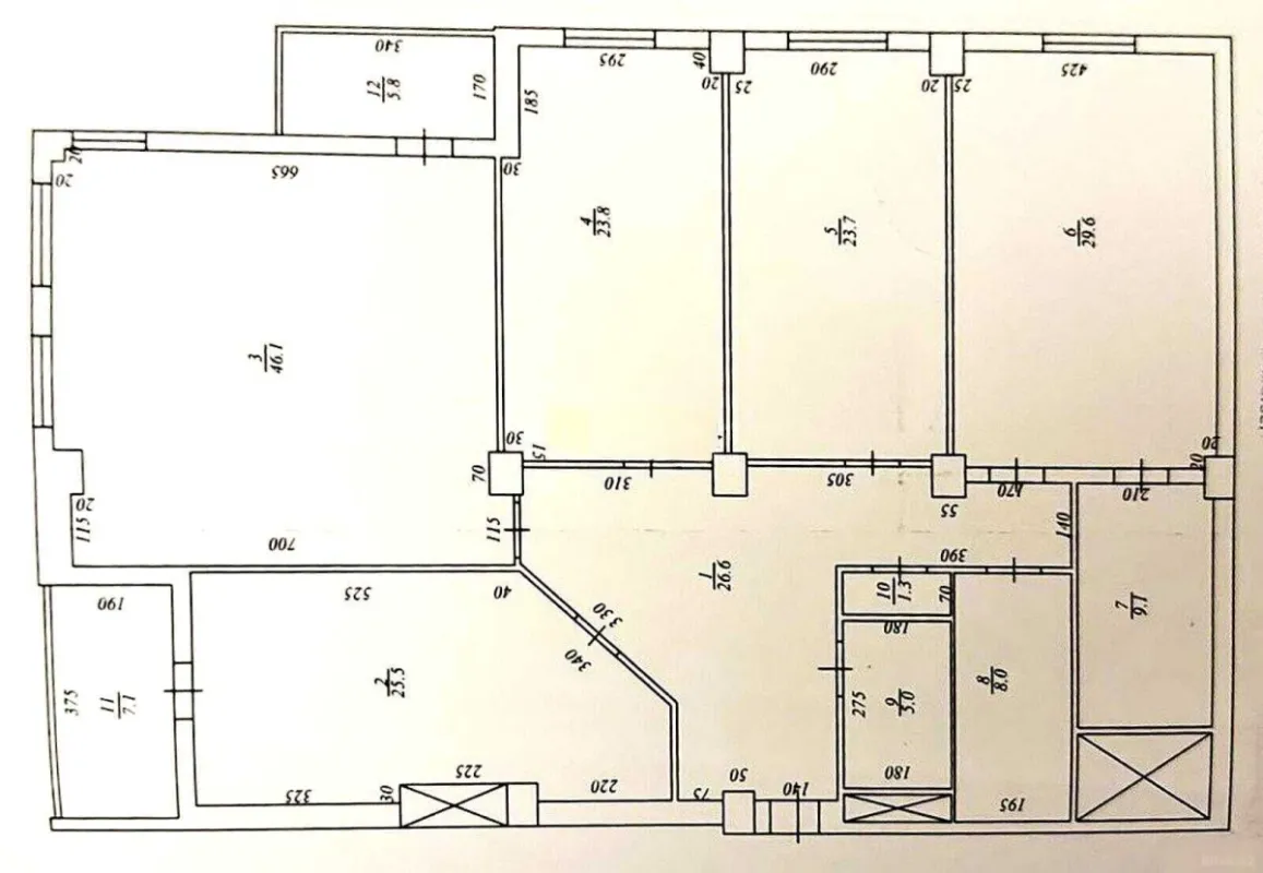 Satılır 4 otaqlı mənzil 215.5 m²