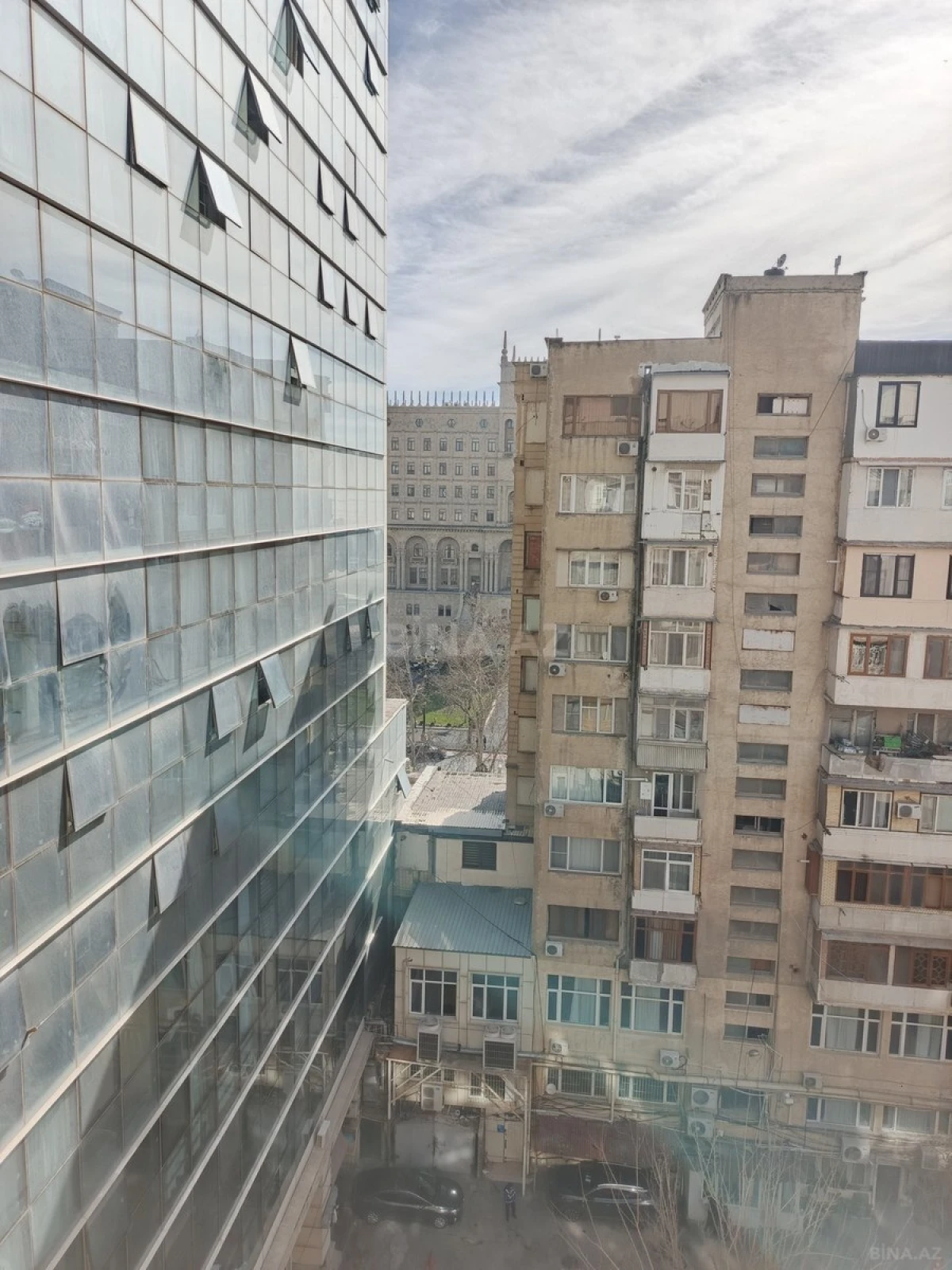 Satılır 3 otaqlı mənzil 70 m²