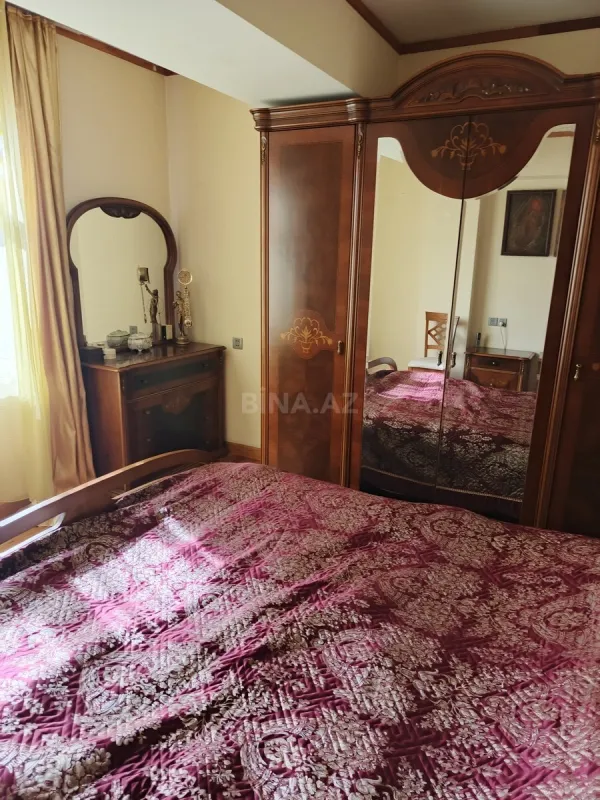 Satılır 3 otaqlı mənzil 70 m²
